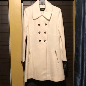 !NWT! White GUESS coat!